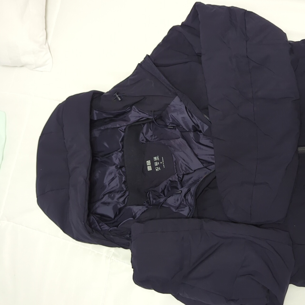 Uniqlo Navy Blue Hooded Wind Puffer Long Jacket - Medium